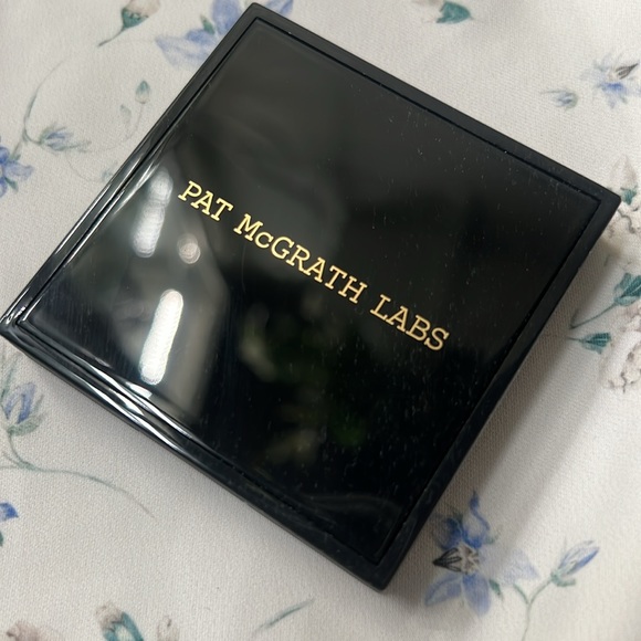 Pat McGrath blush divine rose II - Picture 2 of 2